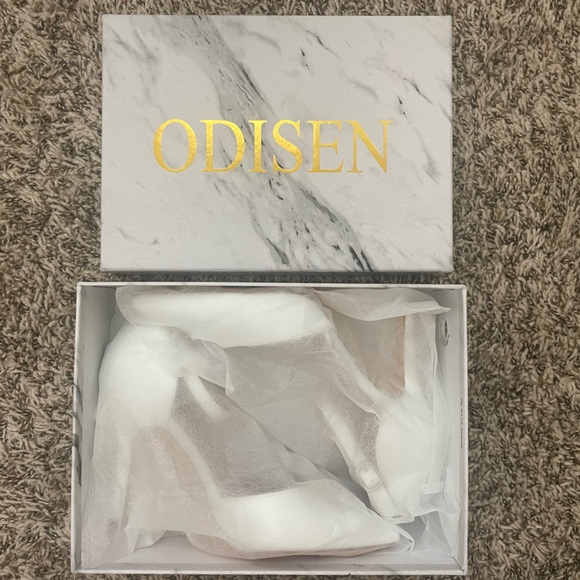 Odisen Women's Closed Toe Heels Pumps Size 7 - Picture 9 of 10